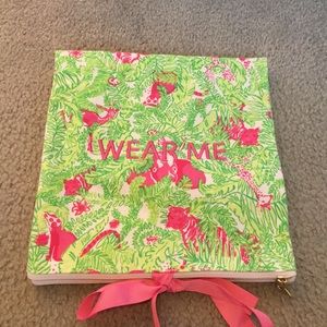 Lilly Pulitzer zipper travel bag